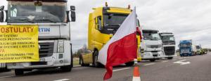 На грані банкрутства: польські підприємці вимагають у фермерів зняти блокаду